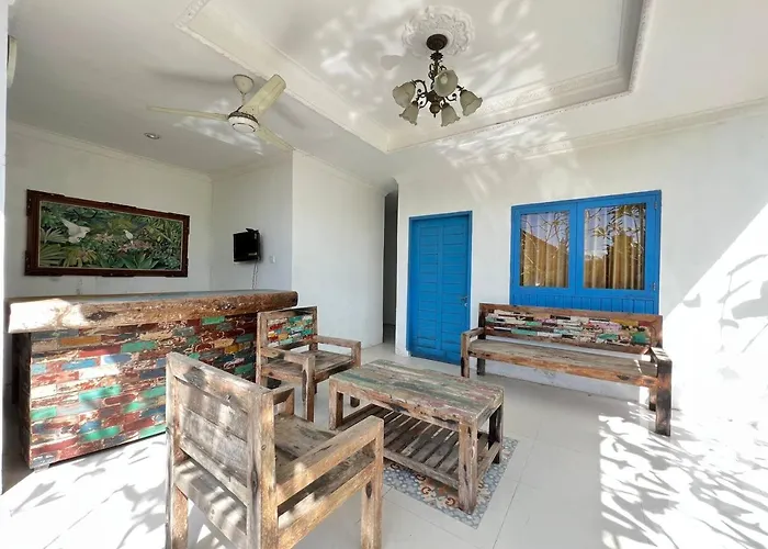 Raira By Abm 3* Nusa Lembongan